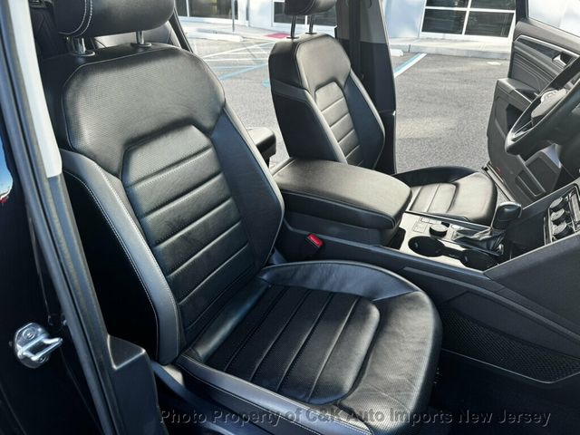 2022 Volkswagen Atlas 3.6L V6 SEL Premium R-Line 4MOTION,2ND-ROW DUAL CAPTAIN'S - 23075789 - 27