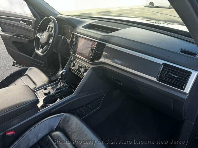 2022 Volkswagen Atlas 3.6L V6 SEL Premium R-Line 4MOTION,2ND-ROW DUAL CAPTAIN'S - 23075789 - 28