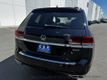 2022 Volkswagen Atlas 3.6L V6 SEL Premium R-Line 4MOTION,2ND-ROW DUAL CAPTAIN'S - 23075789 - 3