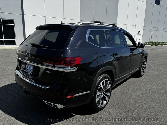 2022 Volkswagen Atlas 3.6L V6 SEL Premium R-Line 4MOTION,2ND-ROW DUAL CAPTAIN'S - 23075789 - 4