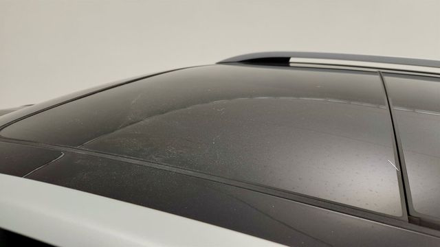 2022 Volkswagen Atlas 3.6L V6 SEL Premium R-Line 4MOTION w/ 2nd Row Captain's Chairs - 22973138 - 11