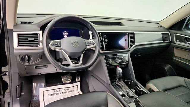 2022 Volkswagen Atlas 3.6L V6 SEL Premium R-Line 4MOTION w/ 2nd Row Captain's Chairs - 22973138 - 12
