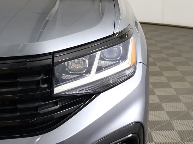 2022 Volkswagen Atlas 3.6L V6 SEL R-Line Black 4MOTION - 22961204 - 17