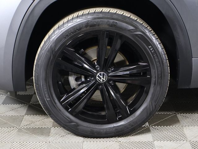 2022 Volkswagen Atlas 3.6L V6 SEL R-Line Black 4MOTION - 22961204 - 26