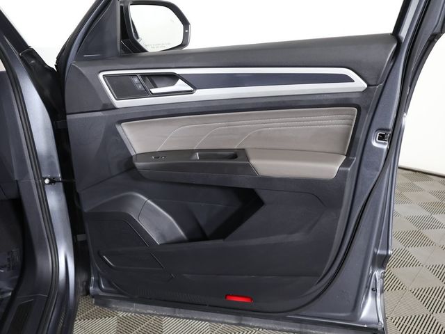 2022 Volkswagen Atlas 3.6L V6 SEL R-Line Black 4MOTION - 22961204 - 28