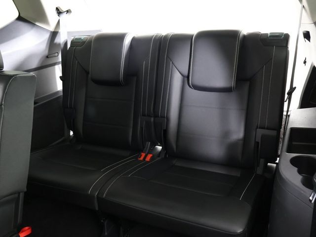 2022 Volkswagen Atlas 3.6L V6 SEL R-Line Black 4MOTION - 22961204 - 41