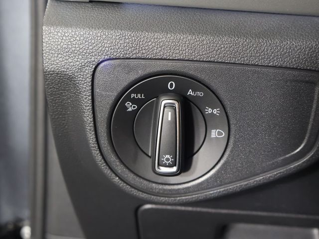 2022 Volkswagen Atlas 3.6L V6 SEL R-Line Black 4MOTION - 22961204 - 46