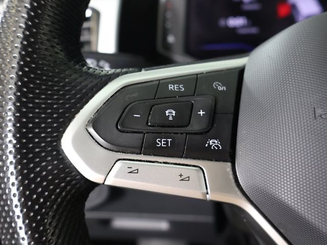 2022 Volkswagen Atlas 3.6L V6 SEL R-Line Black 4MOTION - 22961204 - 50