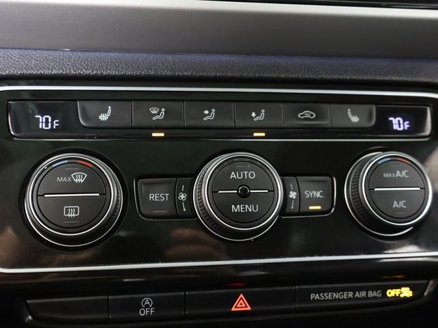 2022 Volkswagen Atlas 3.6L V6 SEL R-Line Black 4MOTION - 22961204 - 57