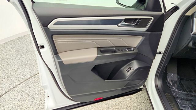 2022 Volkswagen Atlas 3.6L V6 SEL R-Line Black 4MOTION - 22971141 - 13