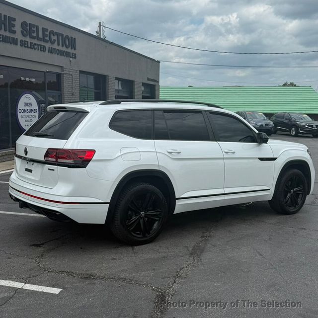 2022 Volkswagen Atlas 3.6L V6 SEL R-LINE BLACK 4MOTION, LEATHER, MOONROOF - 23039434 - 18