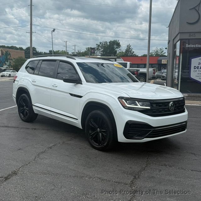 2022 Volkswagen Atlas 3.6L V6 SEL R-LINE BLACK 4MOTION, LEATHER, MOONROOF - 23039434 - 1