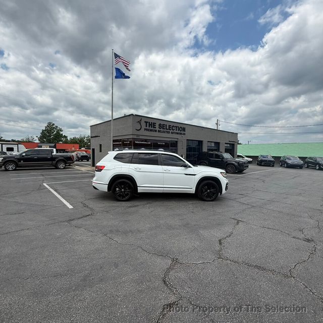 2022 Volkswagen Atlas 3.6L V6 SEL R-LINE BLACK 4MOTION, LEATHER, MOONROOF - 23039434 - 19