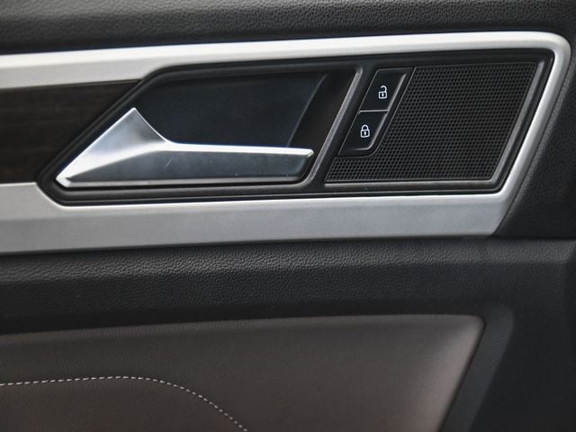 2022 Volkswagen Atlas 3.6L V6 SE w/Technology - 22900677 - 9