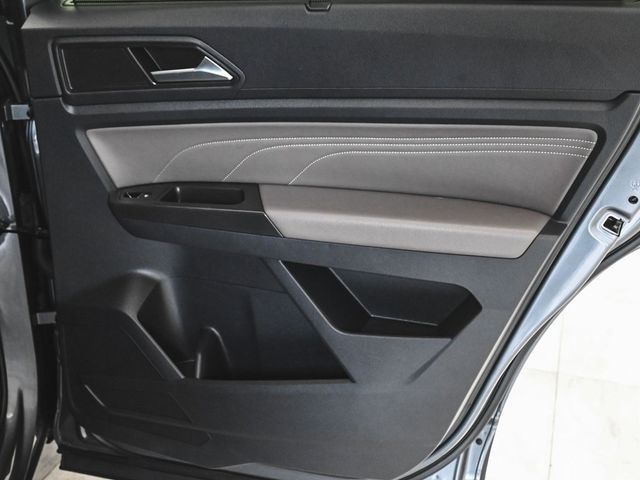 2022 Volkswagen Atlas 3.6L V6 SE w/Technology - 22900677 - 16