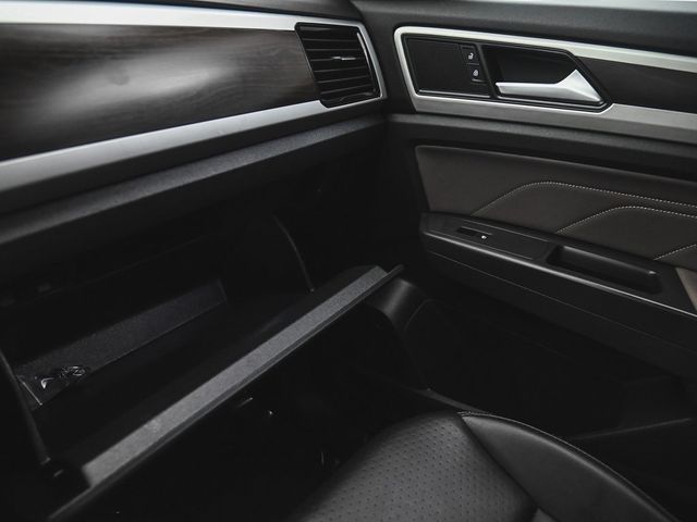 2022 Volkswagen Atlas 3.6L V6 SE w/Technology - 22900677 - 20