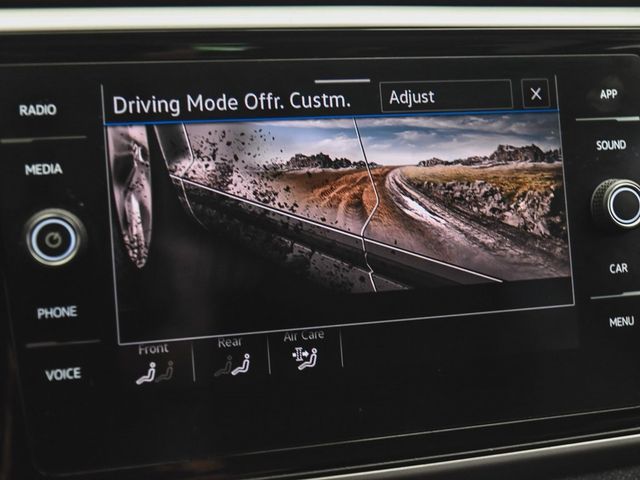 2022 Volkswagen Atlas 3.6L V6 SE w/Technology - 22900677 - 25