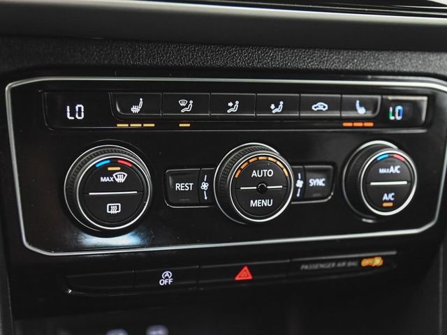 2022 Volkswagen Atlas 3.6L V6 SE w/Technology - 22900677 - 32