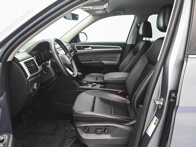 2022 Volkswagen Atlas 3.6L V6 SE w/Technology - 22900677 - 39