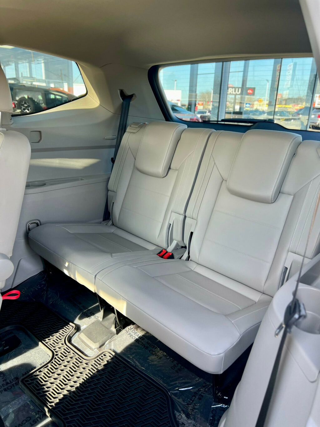 2022 Volkswagen Atlas 3.6L V6 SE w/Technology 4MOTION - 22982549 - 16