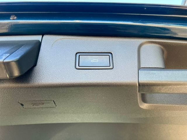 2022 Volkswagen Atlas 3.6L V6 SE w/Technology 4MOTION - 22982549 - 8