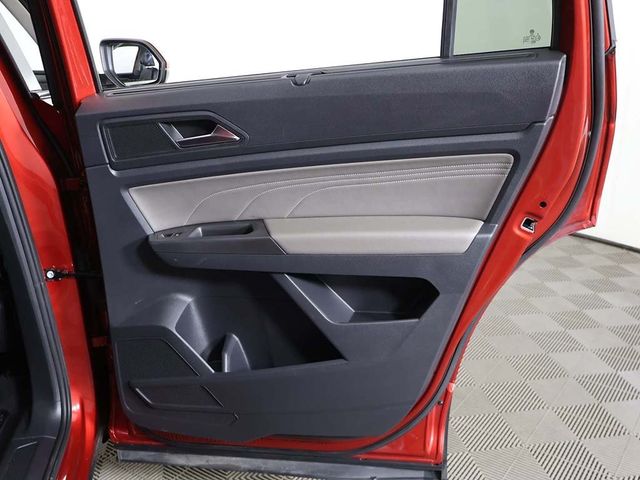 2022 Volkswagen Atlas 3.6L V6 SE w/Technology 4MOTION - 22978391 - 23