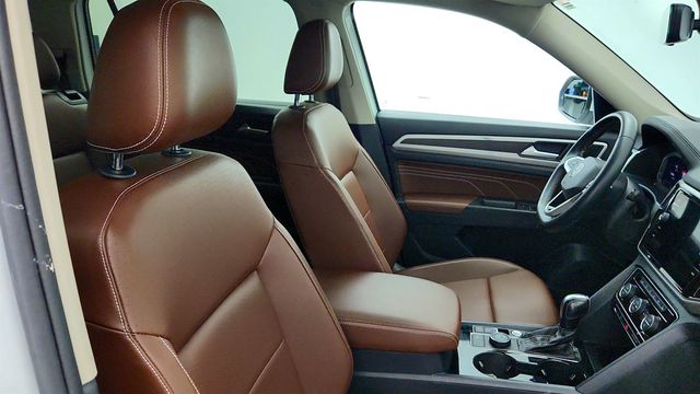 2022 Volkswagen Atlas 3.6L V6 SE w/Technology 4MOTION w/ Panoramic Sunroof - 23032788 - 21