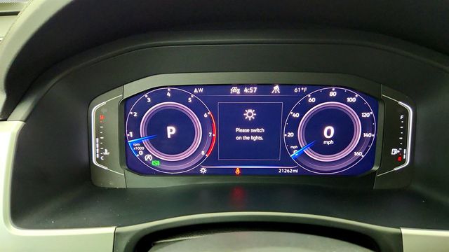2022 Volkswagen Atlas 3.6L V6 SE w/Technology 4MOTION w/ Pano Sunroof & Black Wheels - 23020211 - 13