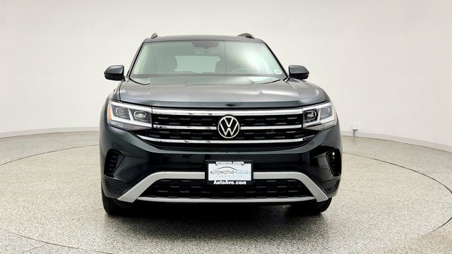 2022 Volkswagen Atlas 3.6L V6 SE w/Technology 4MOTION w/ Pano Sunroof & Black Wheels - 23020211 - 1