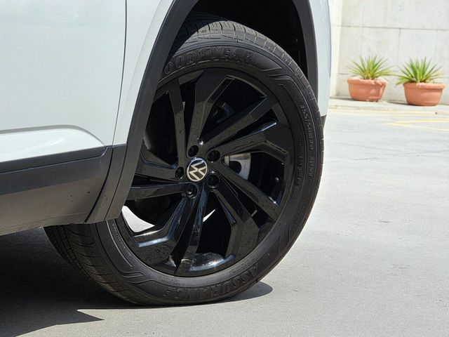 2022 Volkswagen Atlas 3.6L V6 SE w/Technology FWD - 22909559 - 9