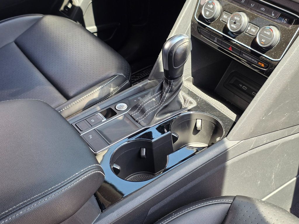 2022 Volkswagen Atlas 3.6L V6 SE w/Technology FWD - 22909559 - 15