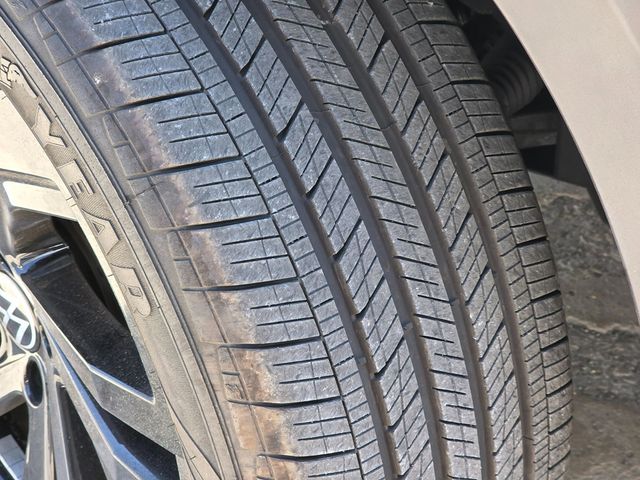 2022 Volkswagen Atlas 3.6L V6 SE w/Technology FWD - 22909559 - 18