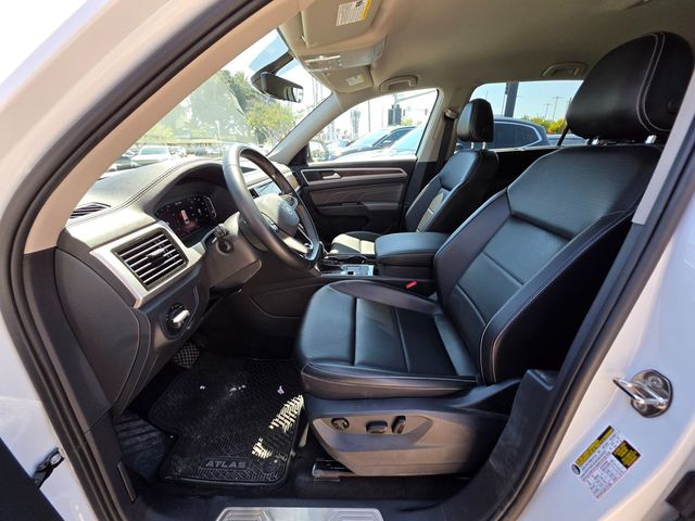 2022 Volkswagen Atlas 3.6L V6 SE w/Technology FWD - 22909559 - 20