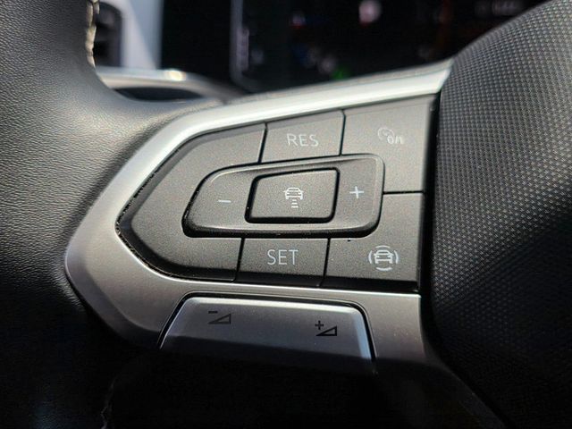 2022 Volkswagen Atlas 3.6L V6 SE w/Technology FWD - 22909559 - 33