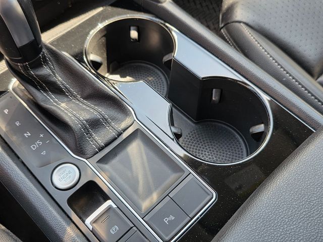 2022 Volkswagen Atlas 3.6L V6 SE w/Technology FWD - 22909559 - 42