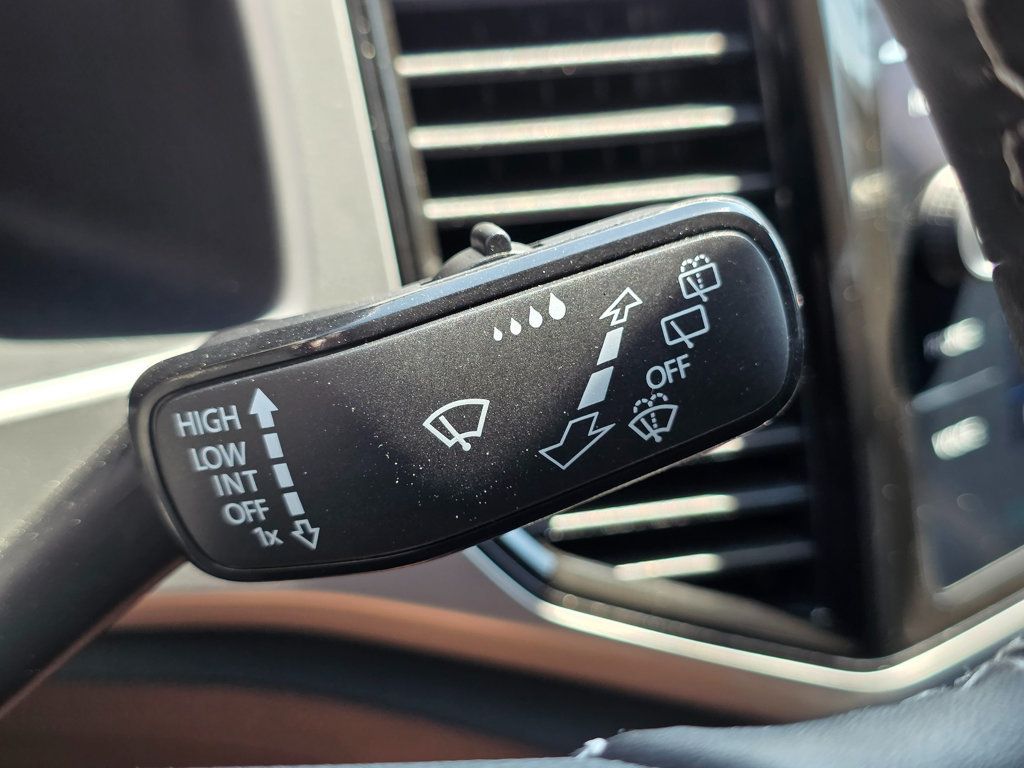 2022 Volkswagen Atlas 3.6L V6 SE w/Technology FWD - 22909559 - 48