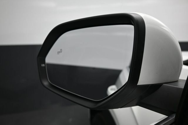 2022 Volkswagen Atlas 3.6L V6 SE w/Technology FWD - 23057135 - 3