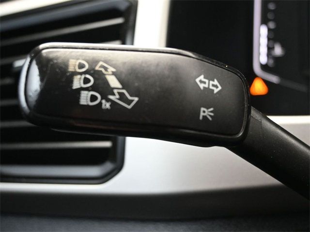 2022 Volkswagen Atlas 3.6L V6 SE w/Technology FWD - 22978597 - 26