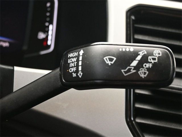 2022 Volkswagen Atlas 3.6L V6 SE w/Technology FWD - 22978597 - 27