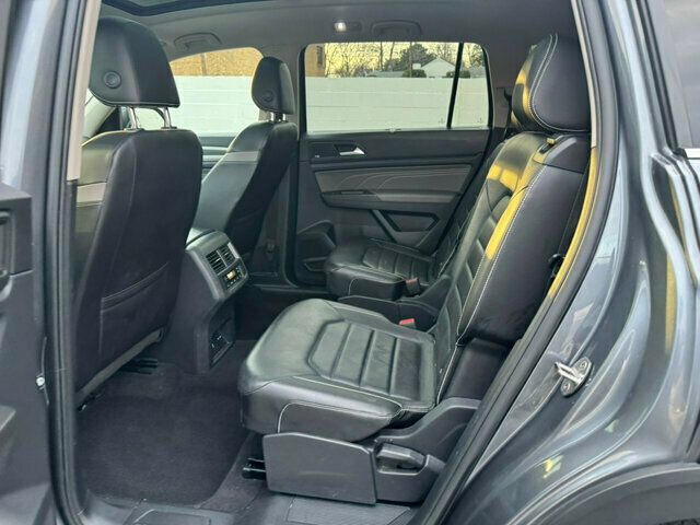 2022 Volkswagen Atlas Local Trade/Premium R-Line/Heated&Cooled Seats/Pano Roof/NAV - 22777106 - 11