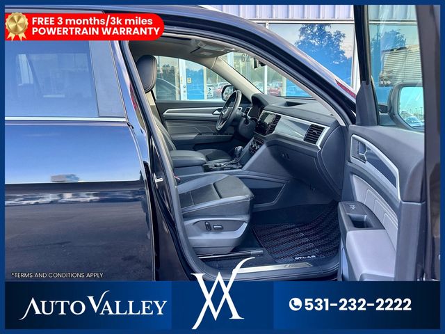 2022 Volkswagen Atlas SEL R-Line 4Motion Sport Utility 4D - 22939082 - 16