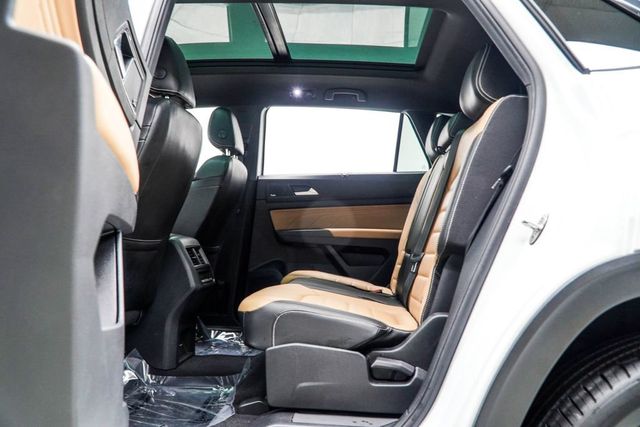 2022 Volkswagen Atlas Cross Sport 3.6L V6 SEL Premium R-Line 4MOTION - 23040381 - 39