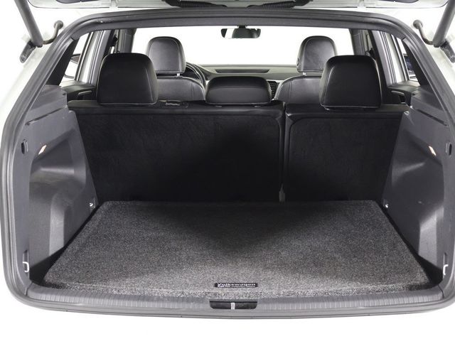 2022 Volkswagen Atlas Cross Sport 3.6L V6 SE w/Technology 4MOTION - 22982940 - 17