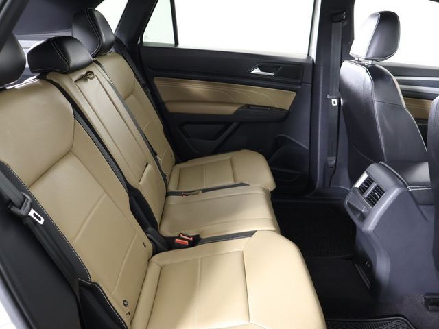 2022 Volkswagen Atlas Cross Sport 3.6L V6 SE w/Technology 4MOTION - 22982940 - 33