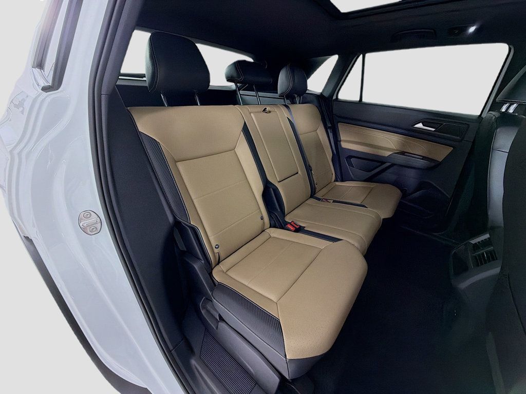 2022 Volkswagen Atlas Cross Sport 3.6L V6 SE w/Technology 4MOTION - 23007446 - 26