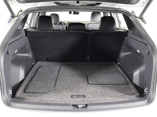 2022 Volkswagen Atlas Cross Sport 3.6L V6 SE w/Technology FWD - 23024858 - 18