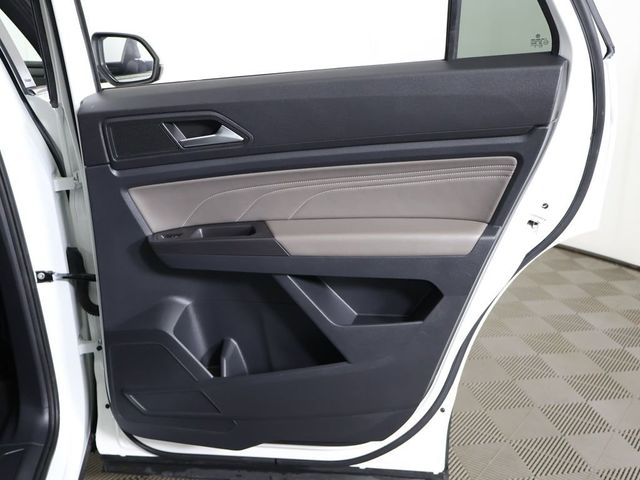 2022 Volkswagen Atlas Cross Sport 3.6L V6 SE w/Technology FWD - 23024858 - 25