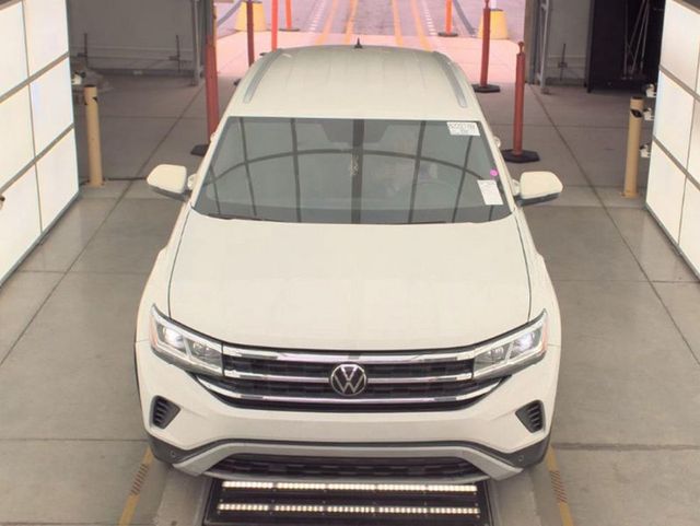 2022 Volkswagen Atlas Cross Sport 3.6L V6 SE w/Technology FWD - 23024858 - 2