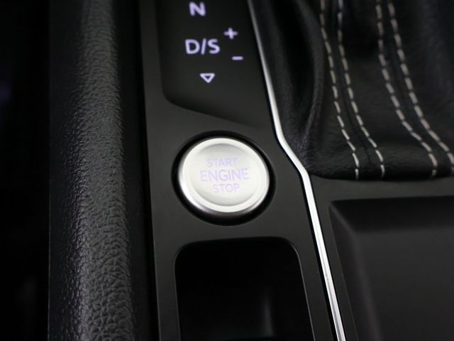 2022 Volkswagen Atlas Cross Sport 3.6L V6 SE w/Technology FWD - 23024858 - 39