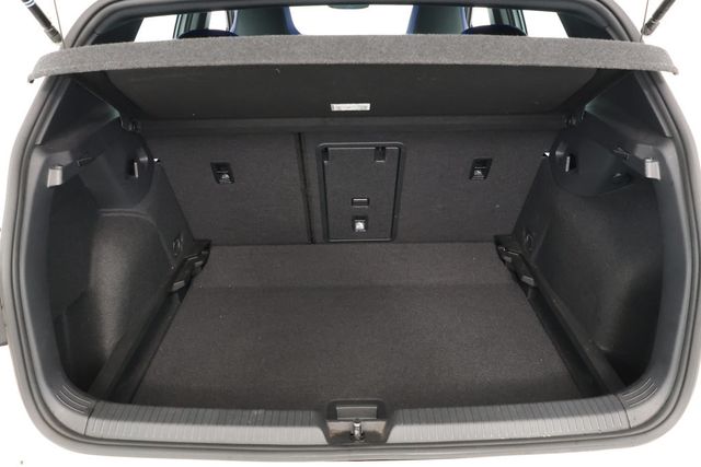 2022 Volkswagen Golf R 2.0T Manual - 22927519 - 19